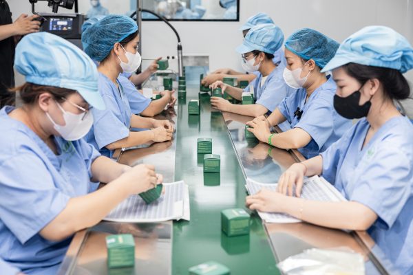 Gia công kem trị nám